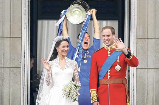 John Terry nâng cúp vô địch trong đám cưới Hoàng gia Anh